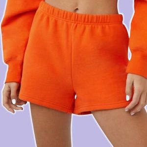 Aritzia TNA Perfect 3in sweat short I’m burnt orange